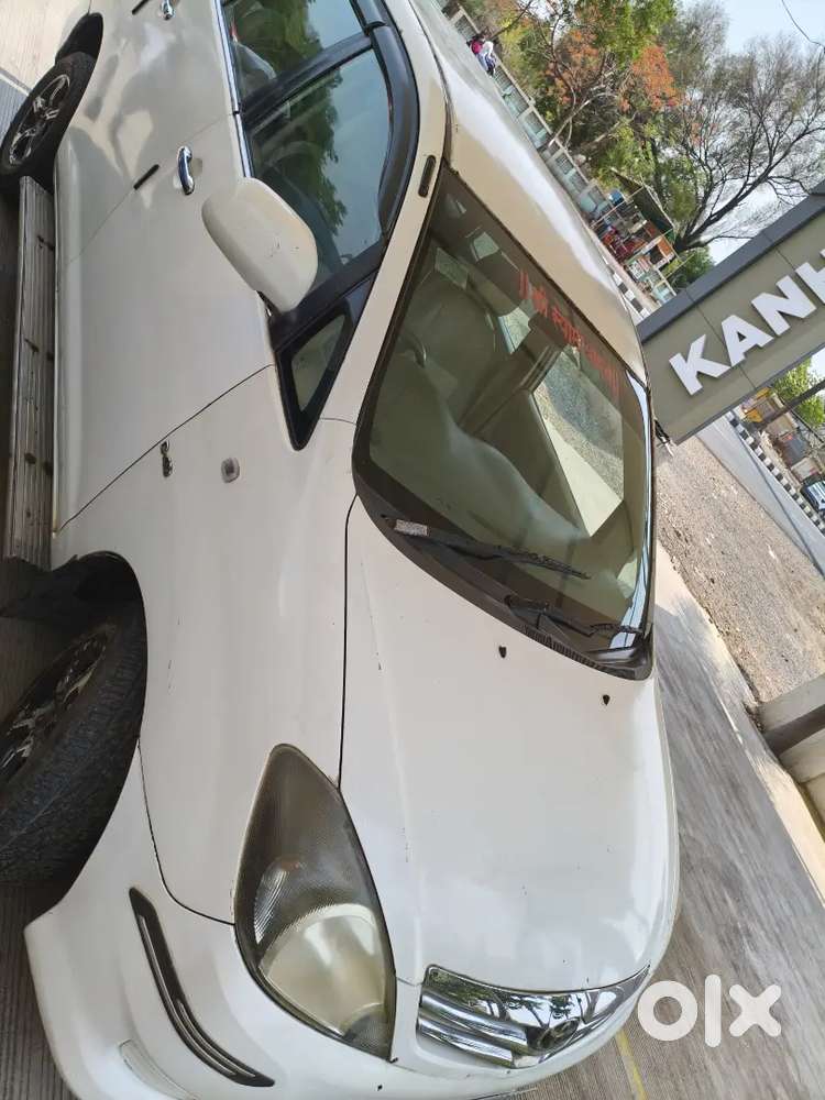 Toyota Innova 2.5 G,diesel,8 Seater,ac,power Windows  Insurance Valid