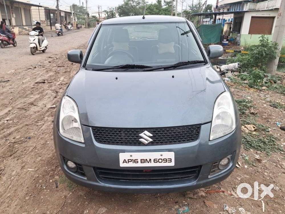 Maruti Suzuki Swift Vxi + Manual, 2009, Petrol