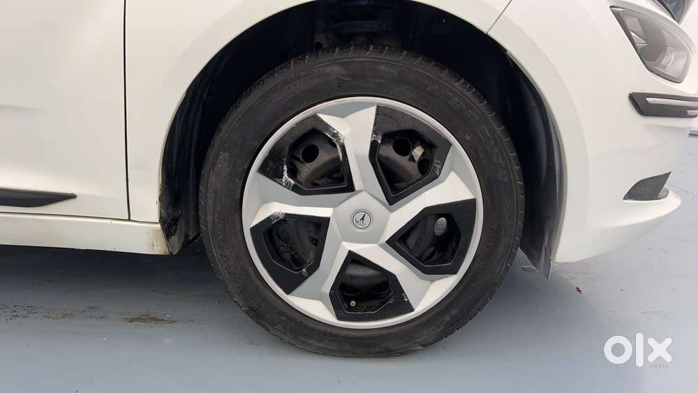 Tata Altroz 1.2 Xt, 2020, Petrol