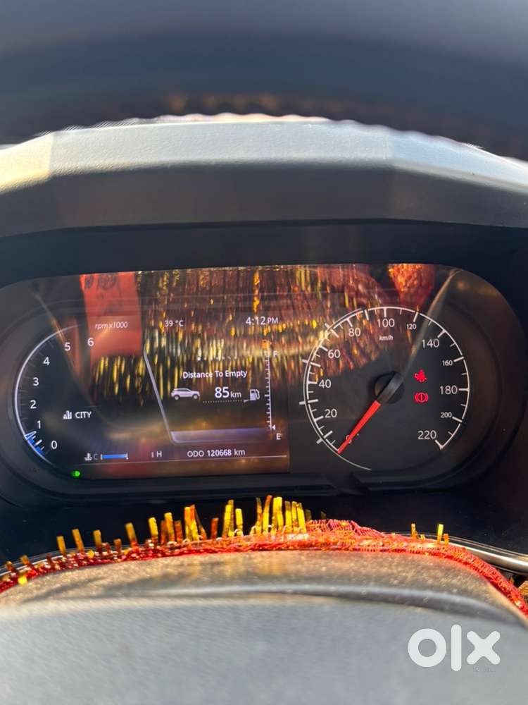 Tata Harrier 2019 Diesel 121000 Km Driven