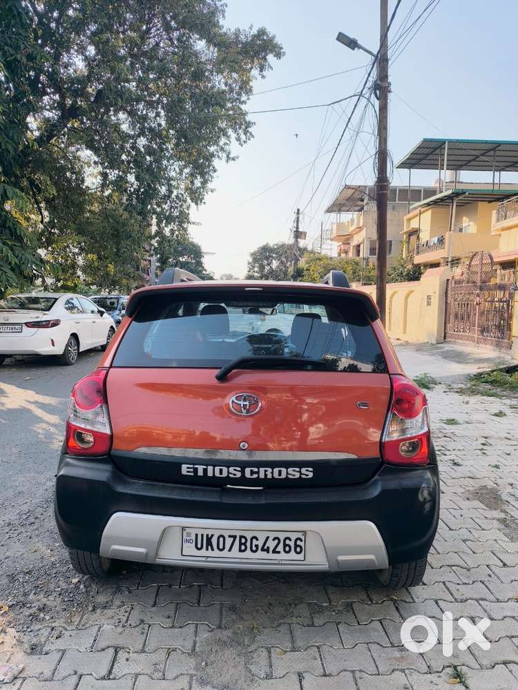 Toyota Etios Cross 1.2 G X Edition, 2014, Petrol
