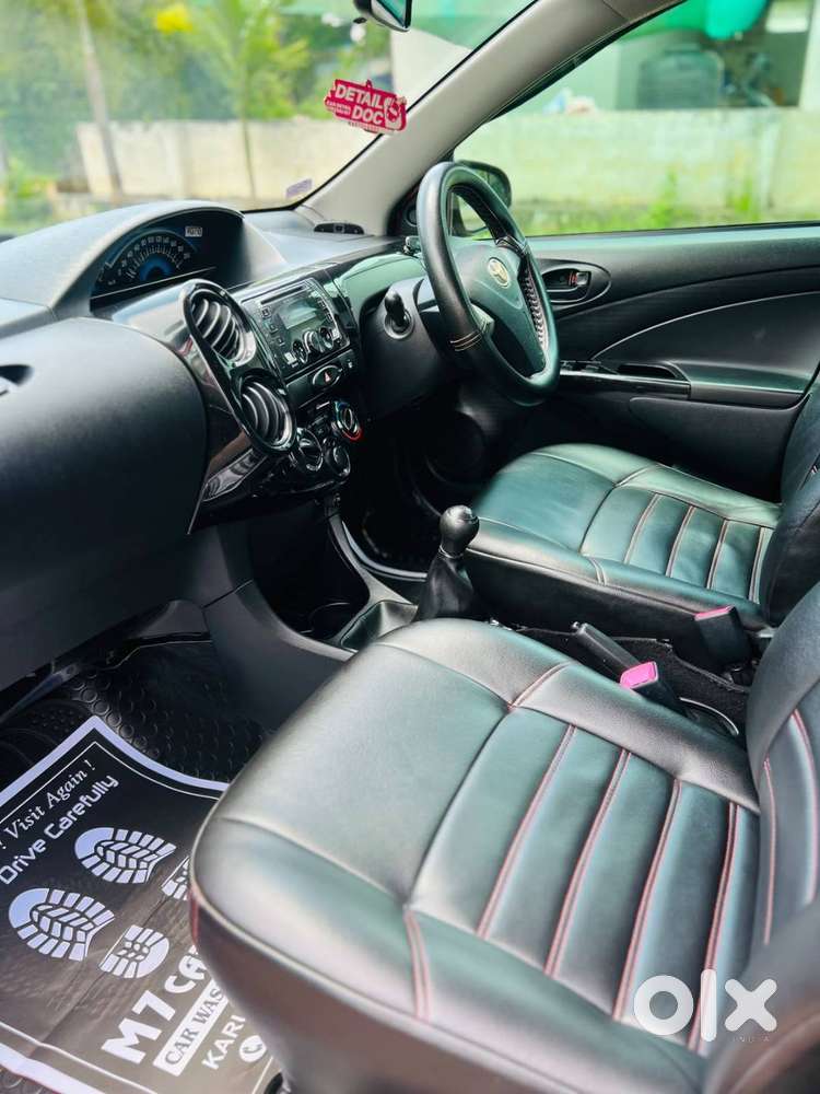 Toyota Etios Cross 2016