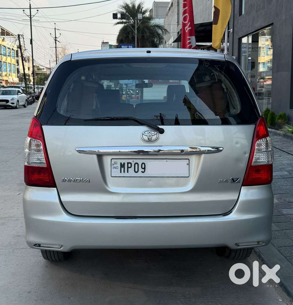 Toyota Innova 2.5 Vx 8 Str Bs-iii, 2007, Diesel
