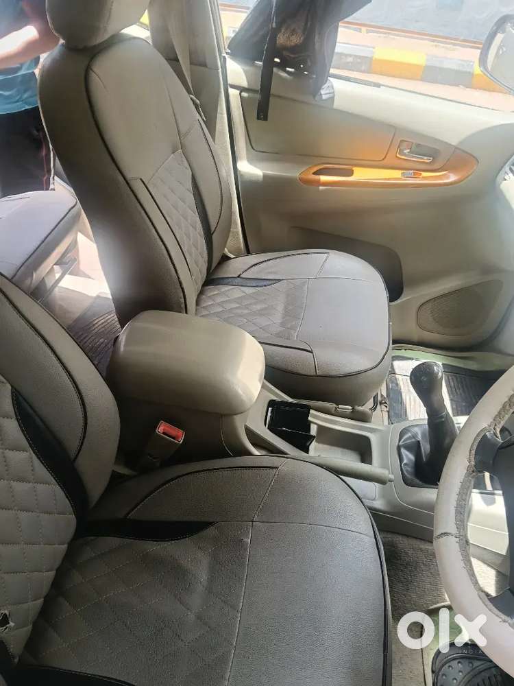 Toyota Innova 2009 Diesel Well Maintained