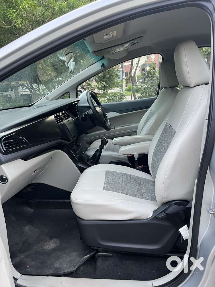Mahindra Marazzo 1.5 M6 Plus 8 Str, 2019, Diesel
