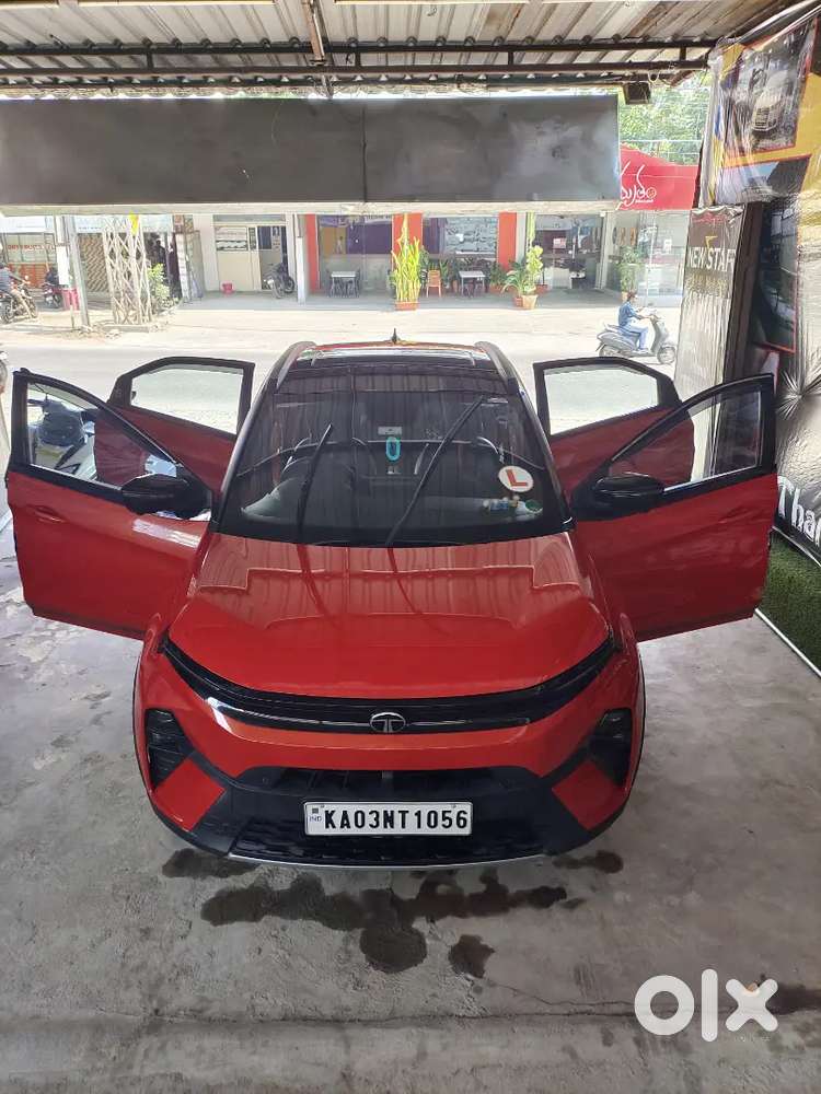 Tata Nexon 2024 Petrol 5700 Km Driven