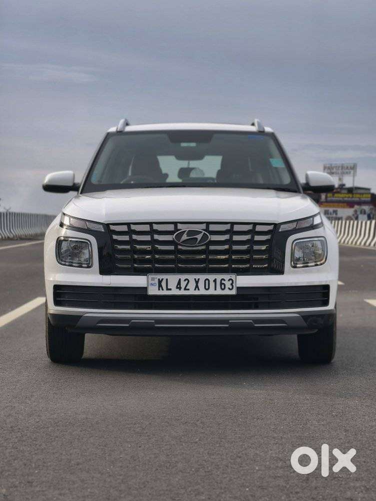 Hyundai Venue 1.2 S Plus, 2024, Petrol