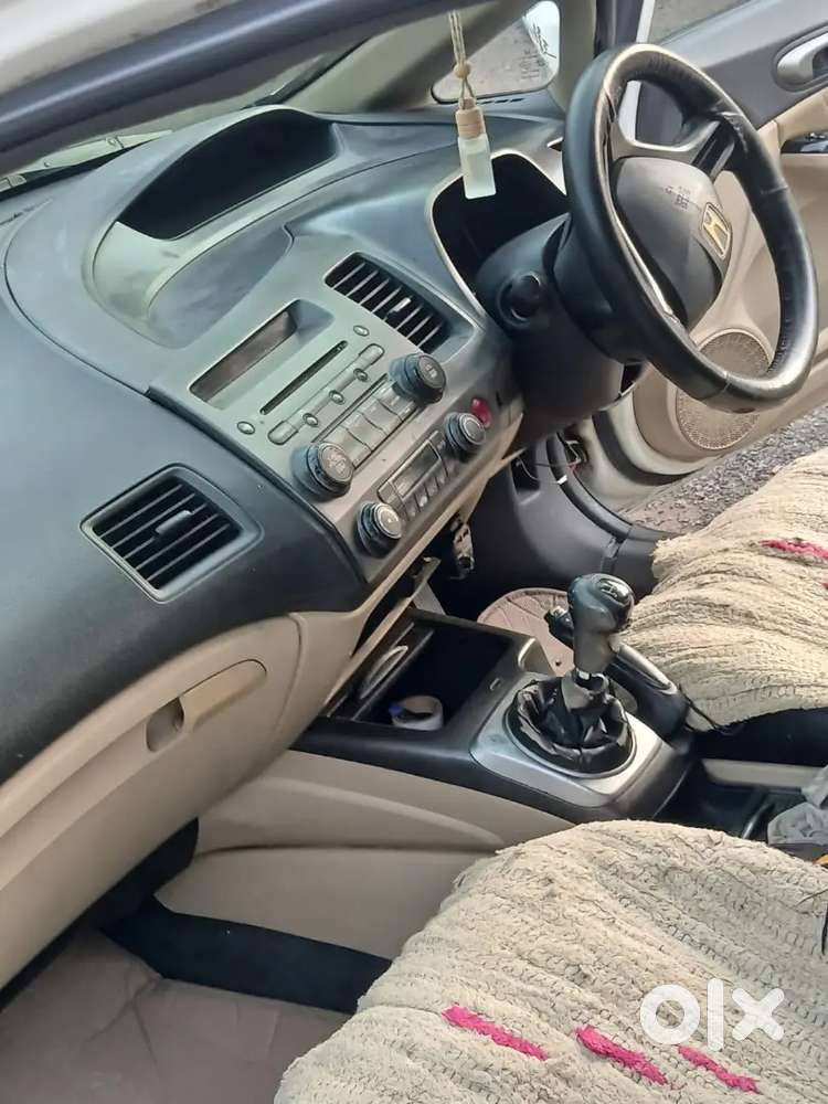 Honda Civic 2011 Petrol Good Condition ( Petrol - Cng ) With Sunroof