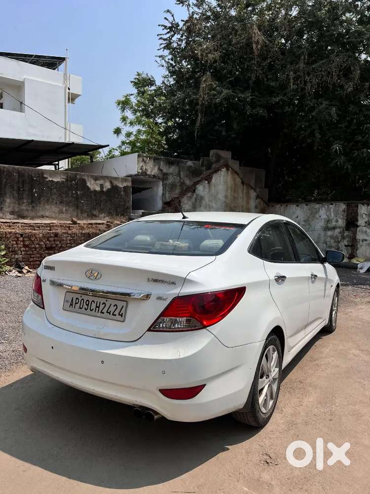 Hyundai Verna 1.6 Vgt 2011