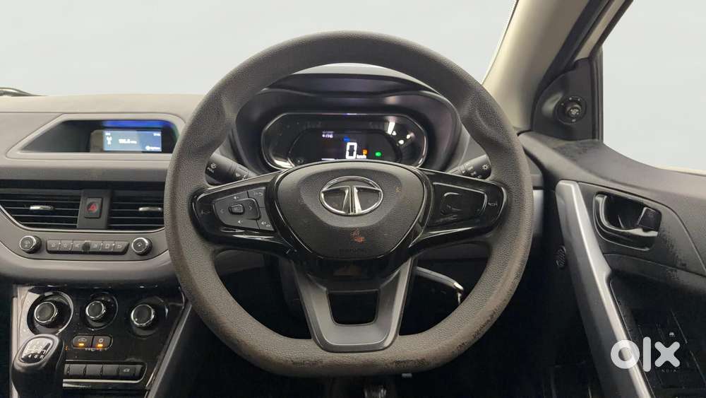 Tata Nexon 1.2 Revotron Xm (s), 2023, Petrol