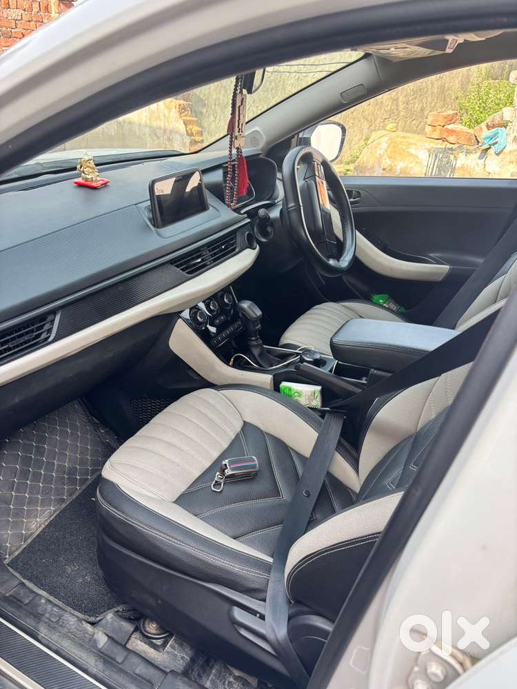 Tata Nexon Petrol 2025