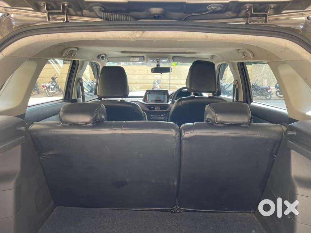 Maruti Suzuki Brezza 1.5 Zxi Plus Smart Hybrid, 2022, Petrol