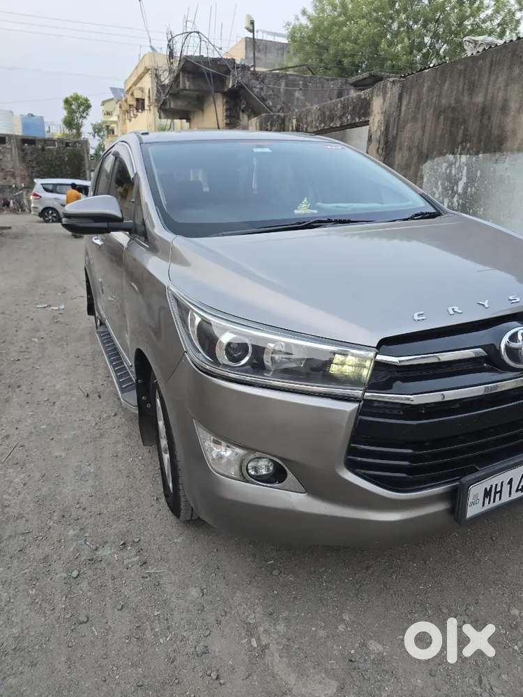 Toyota Innova Crysta 2.4 V Manual Diesel 2019