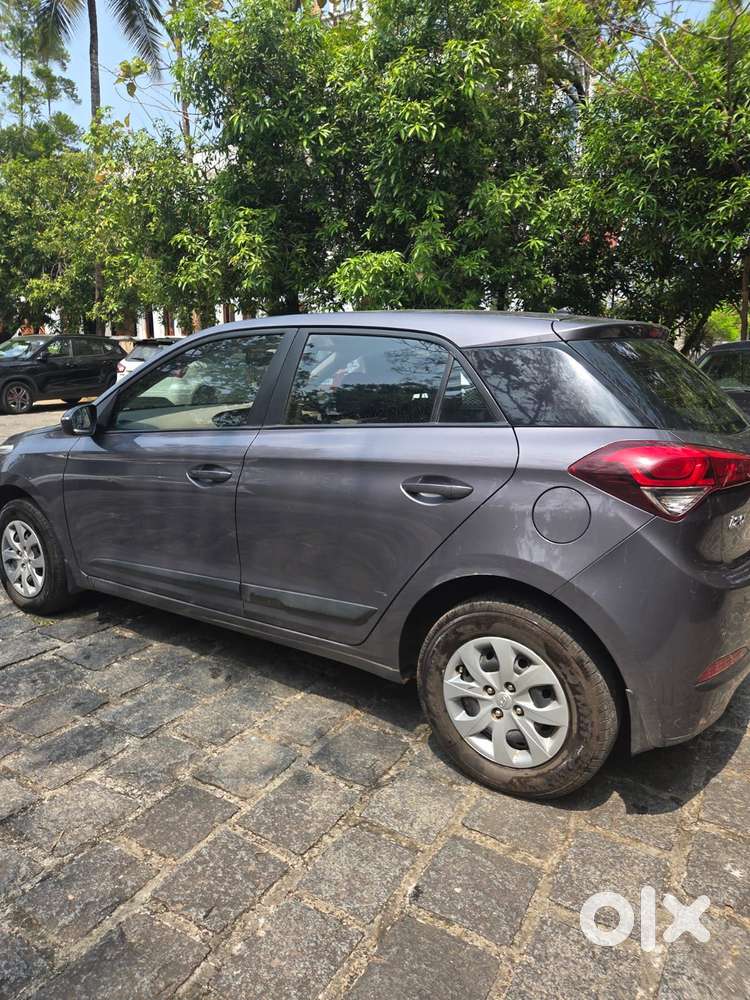 Hyundai I20 Sportz 1.2 Bs-iv, 2017, Petrol