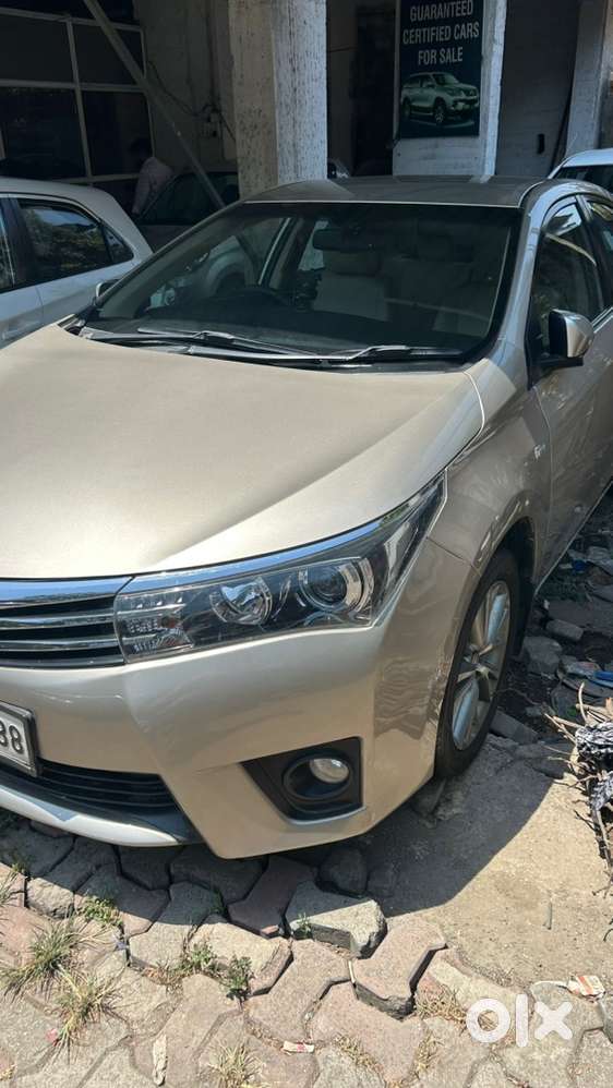 Toyota Corolla Altis 2016