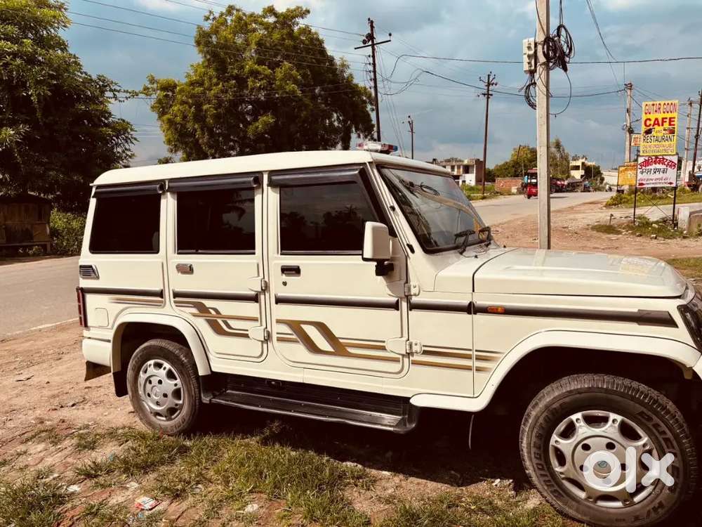 Full Top Brand New Condition Original Tire Ke Sath Full Original Hai