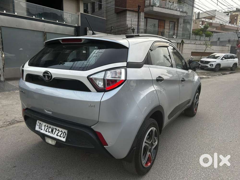 Tata Nexon 1.5 Revotorq Xm (s), 2018, Petrol