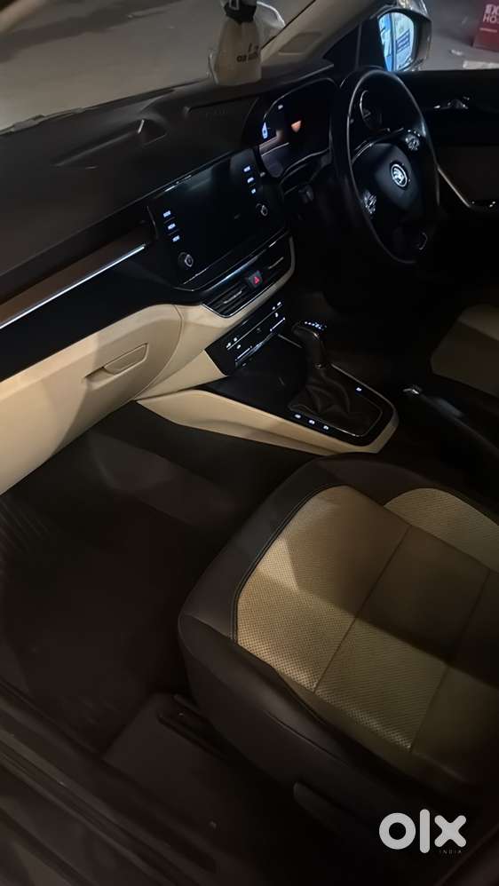 Non Scratch, Excellent Exterior And Beautiful Interior Rate Fix