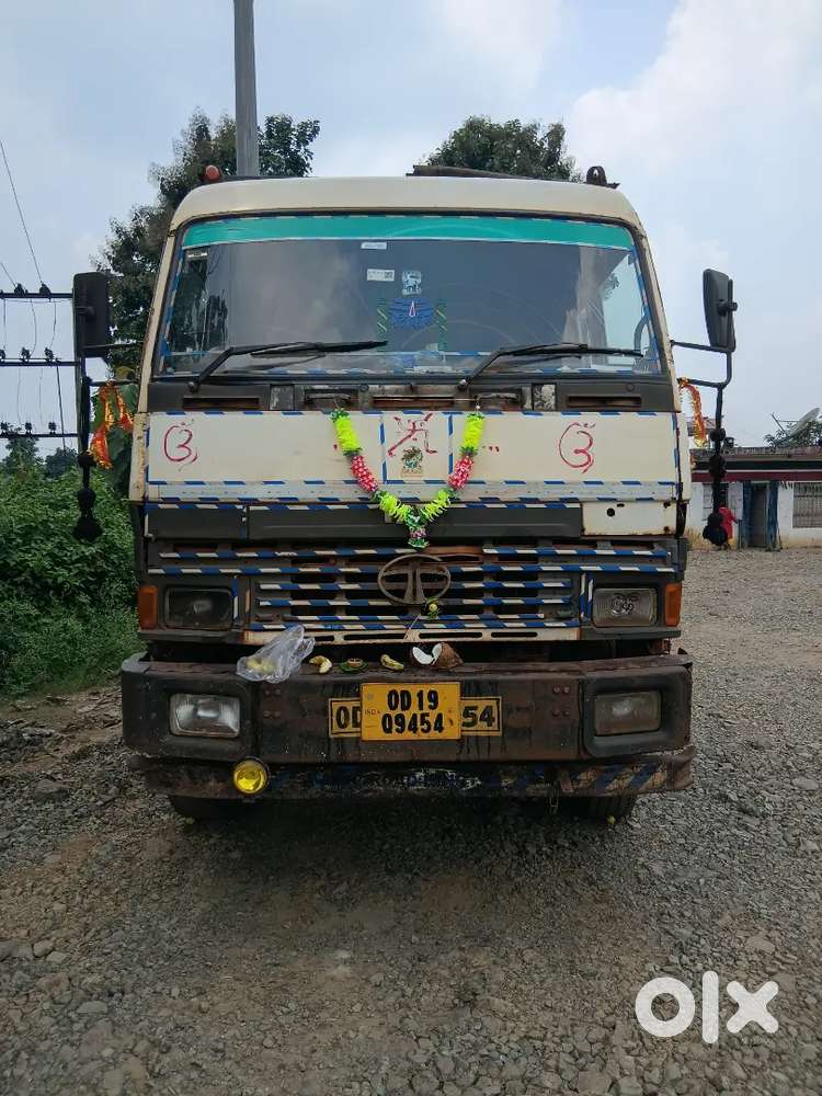Tata Lpt 3118 Tipper