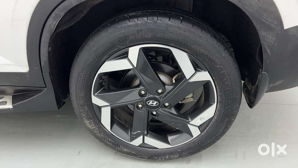 Hyundai Alcazar Signature (o) 6 Str 1.5 Petrol Dct, 2023, Petrol