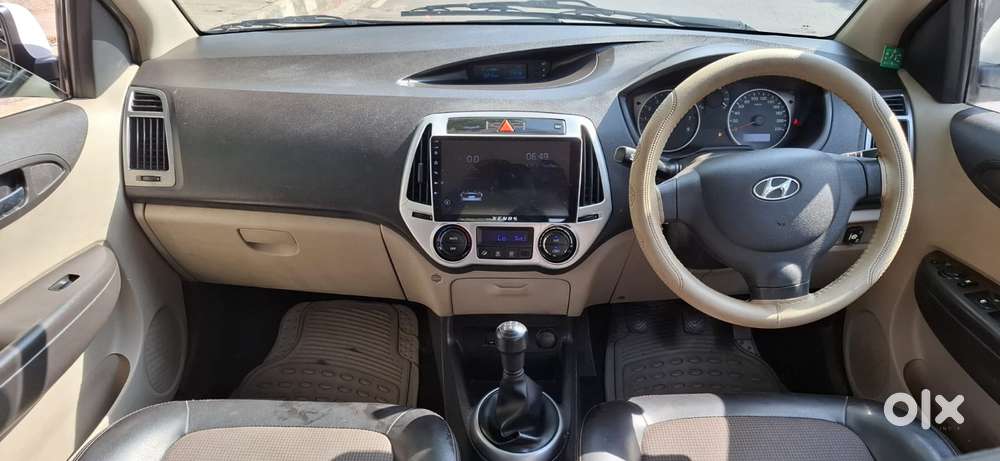 Hyundai I20 Sportz 1.2 Bs-iv, 2014, Cng & Hybrids