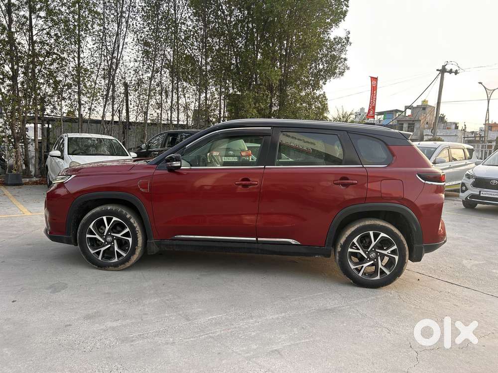 Toyota Urban Cruiser Hyryder 1.5 V Hybrid, 2022, Cng & Hybrids