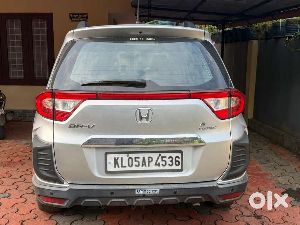 Honda Br-v 2017 Diesel Well Maintained Doctor Used