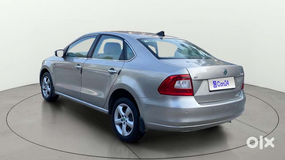 Skoda Rapid 1.6 Mpi At Elegance, 2012, Petrol