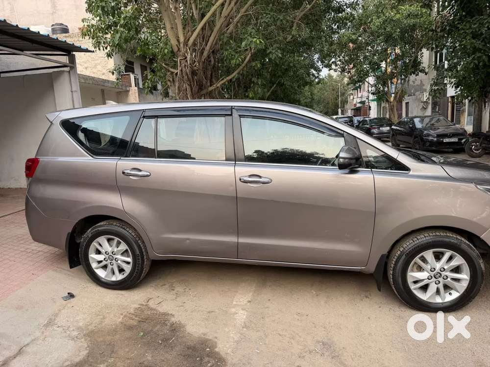 Toyota Innova Crysta 2.4 V 7 Str, 2018, Diesel