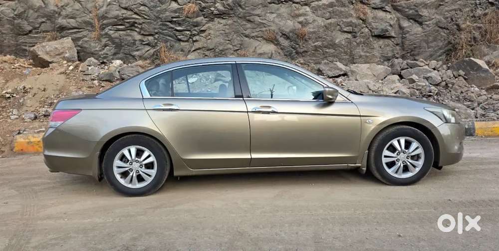 Honda Accord 2009 Cng & Hybrids 65000 Km Driven