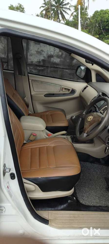 Toyota Innova 2.5 G (diesel) 8 Seater, 2007, Diesel