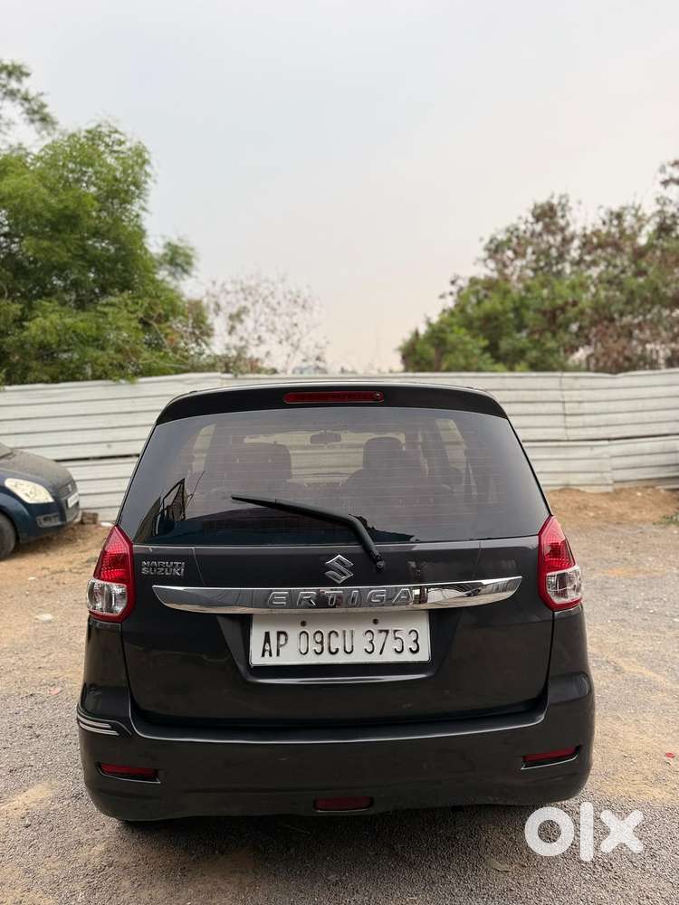 Maruti Suzuki Ertiga Zxi, 2013, Petrol