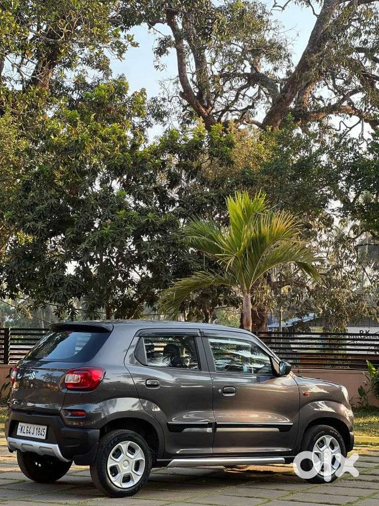 Maruti Suzuki S-presso Vxi Plus Amt, 2020, Petrol