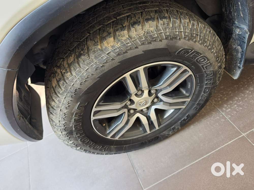 Toyota Fortuner 2017 4x2 At Diesel 1st Owner