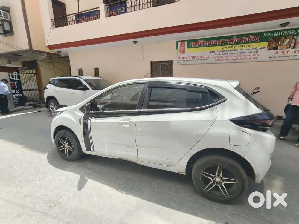 Tata Altroz 2021 Petrol 49545 Km Driven