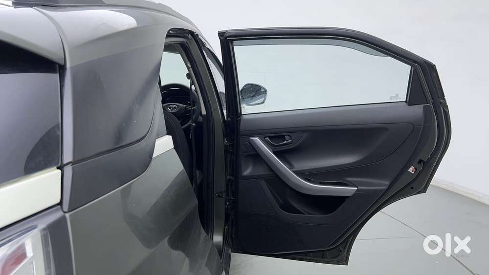 Tata Nexon 1.5 Revotorq Xma Amt (s), 2022, Diesel