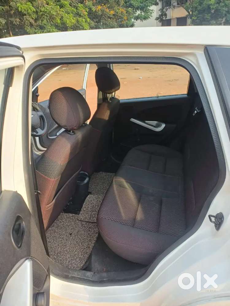 Ford Figo 2012 Petrol Manual