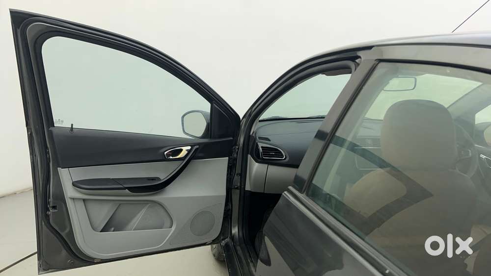 Tata Tiago 1.2 Revotron Xz Plus, 2020, Petrol