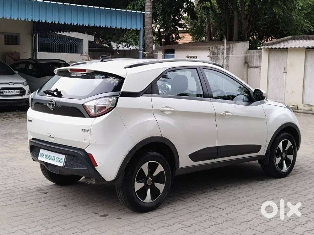 Tata Nexon 1.2 Revotron Xza Plus, 2019, Petrol
