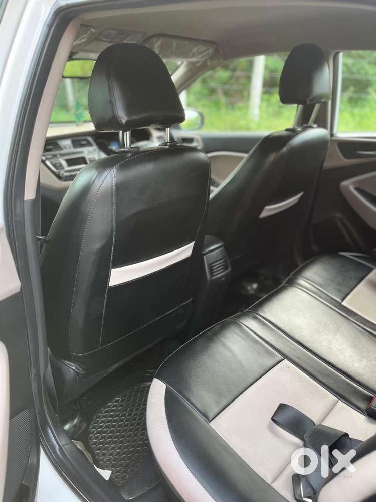 Hyundai I20 Petrol Asta Option, 2014, Petrol