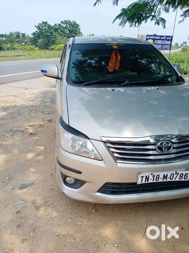 Toyota Innova 2012 Diesel 180000 Km Driven Variant 2.5 V 8 Str