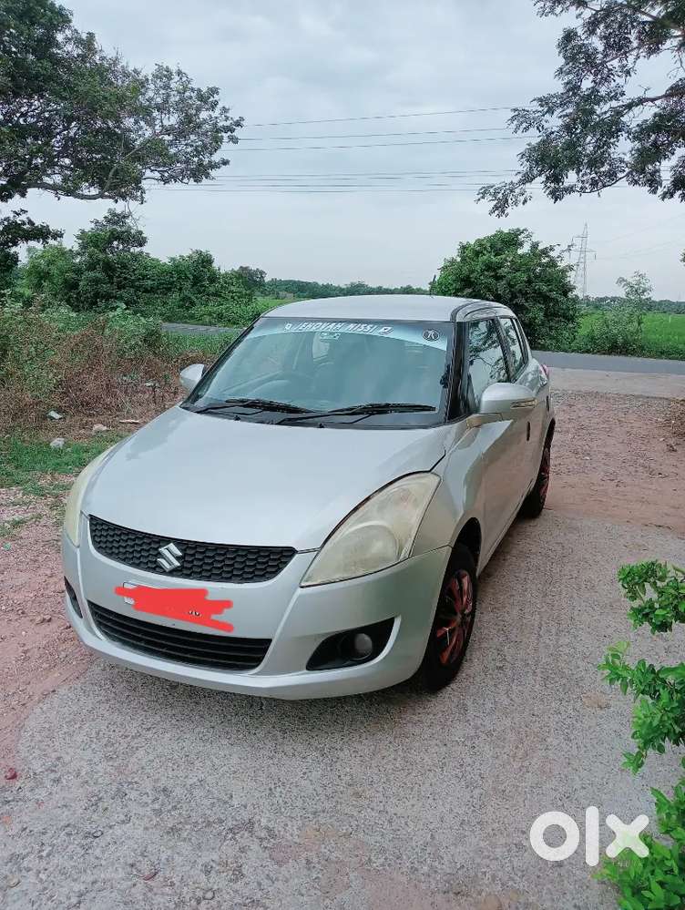 Maruti Suzuki Swift 2013 Petrol Car