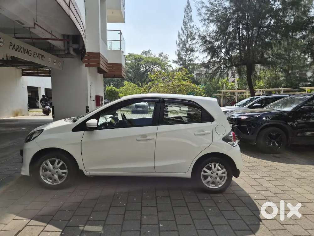 Honda Brio Vx Petrol 2015
