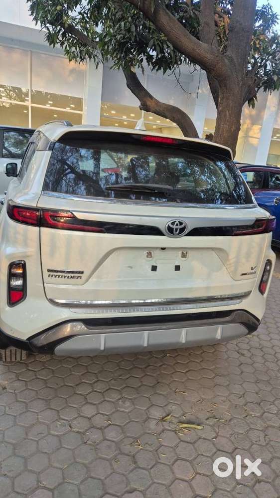 Toyota Urban Cruiser Hyryder 1.5 V Neo Drive Awd, 2024