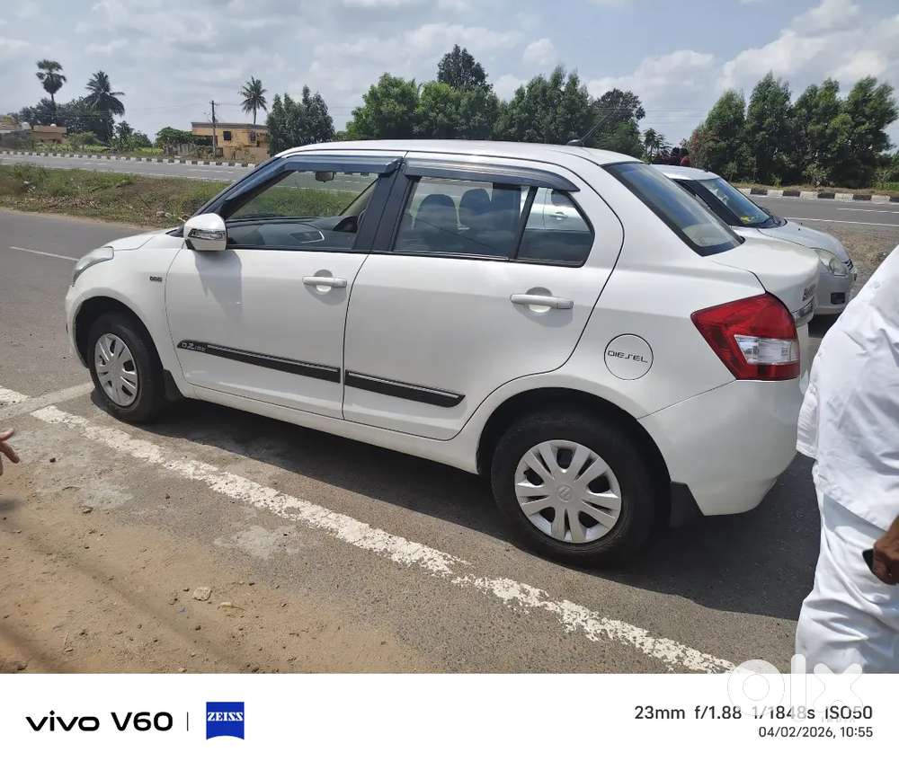 Maruti Suzuki Swift Dzire 2015 Diesel 98000 Km Driven