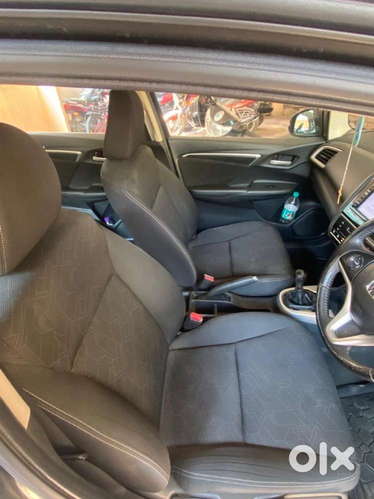 Honda Jazz 2018 Petrol Well Maintained, Smooth Engine Snd Good Mileage