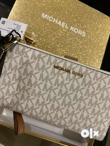 Michael Kors Cream Wallet NEW Women 1784674527