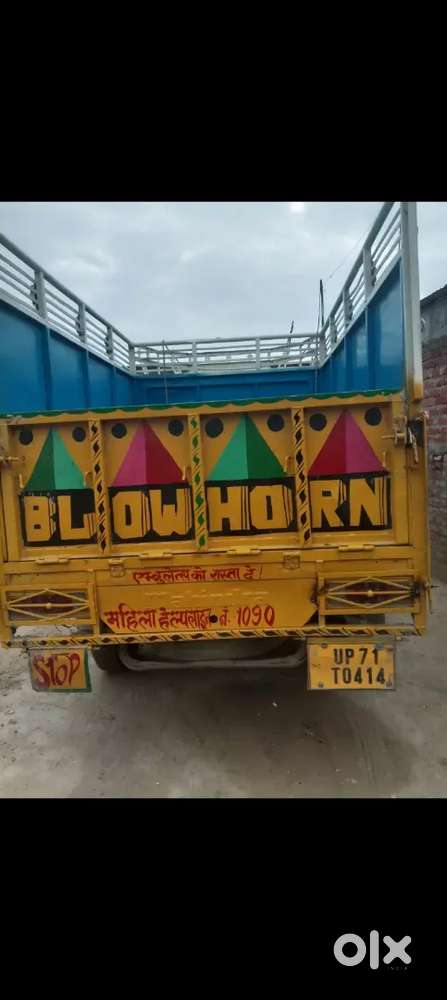 बोलोरो कैंपर गाड़ी है एक हाथ की गाड़ी नंबर एक की गाड़ी