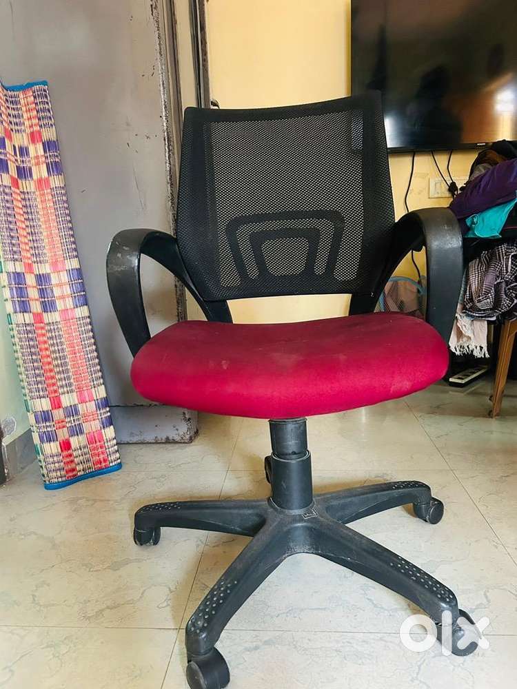 Rolling chair olx discount