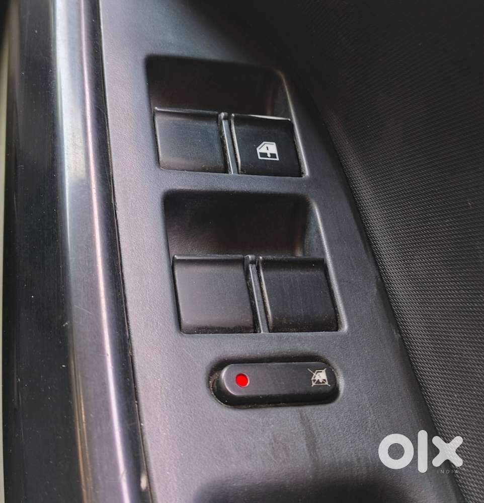 Tata Nexon 1.2 Revotron Xm (s), 2019, Petrol